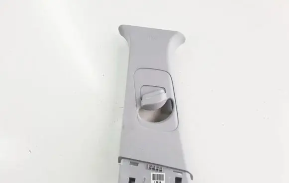 Hyundai Kona I (B) pillar trim (top)