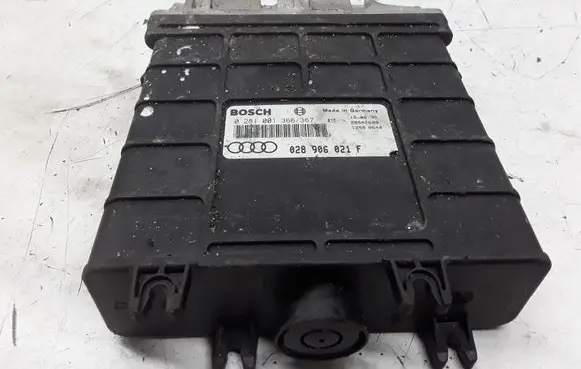 Audi A4 S4 B5 8D Engine control unit/module 028906021F