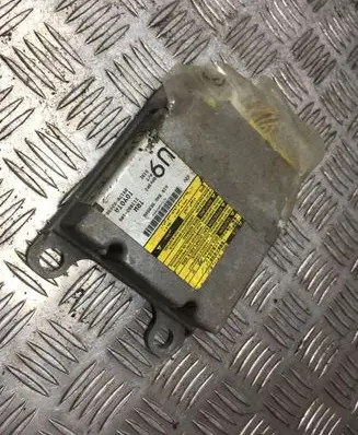 Toyota Corolla E120 E130 Airbag control unit/module 8917002490 211082106