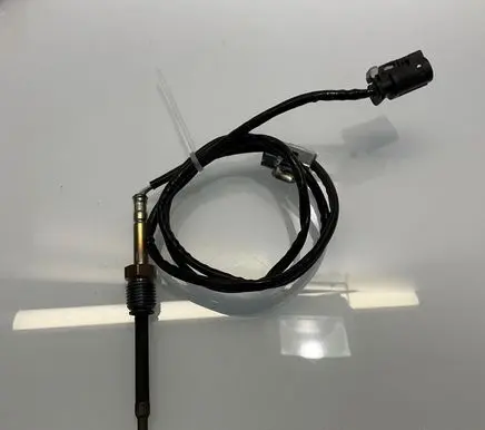 BMW 3 G20 G21 Exhaust gas temperature sensor 8490146