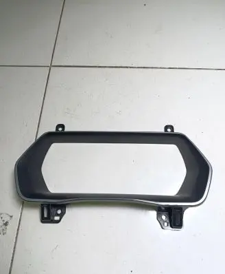 Radio/GPS head unit trim