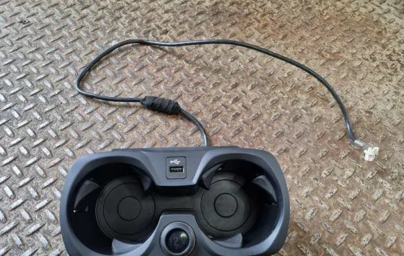 BMW 3 G20 G21 Cup holder front 6809803