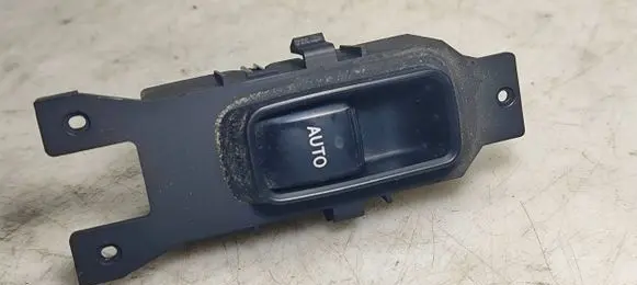 Lexus IS 220D-250-350 Electric window control switch 8403053020