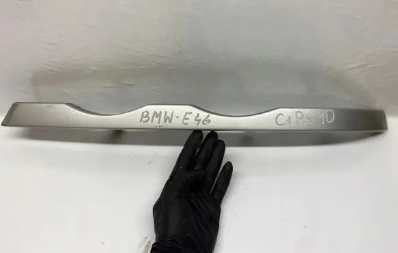 BMW 3 E46 Under headlight/headlamp trim 8208481