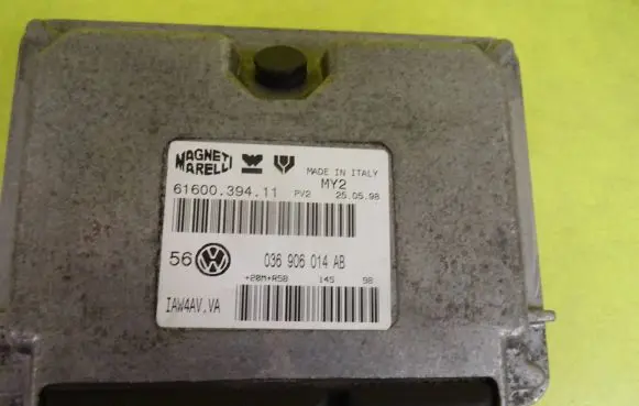 Volkswagen Golf IV Engine control unit/module 6160039411 61600.394.11