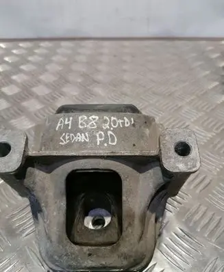 Audi A4 S4 B8 8K Engine mount bracket 8K0199381