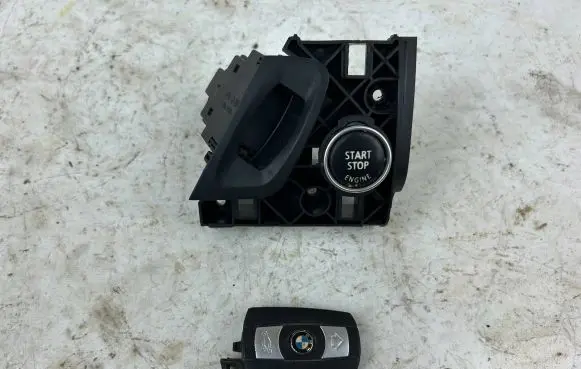 BMW X5 E70 Ignition lock 6966714 013221510 70P103706