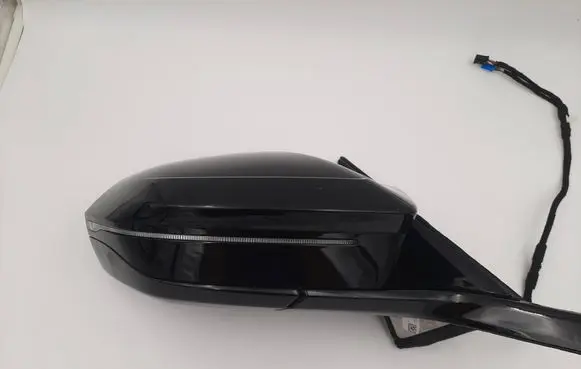 BMW 7 G70 Front door electric wing mirror