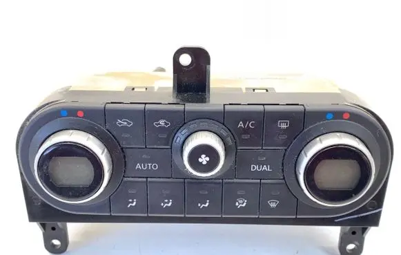 Nissan Qashqai Interior fan control switch 27500JD45A