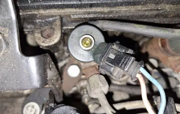Peugeot 607 Fuel injector 044511076 9641742880