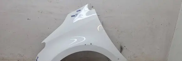 Toyota Yaris XP210 Fender BLOTNIK1536ATS