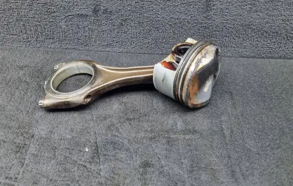 Audi A6 Allroad C6 Piston with connecting rod 06E107065CJ 06E107065DM 06E198401D
