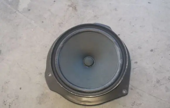 Mercedes-Benz ML W166 Front door speaker A2049062401