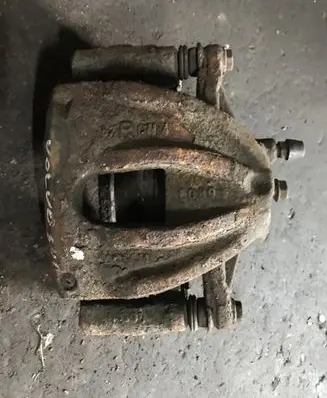 Volvo S40, V40 Front brake caliper