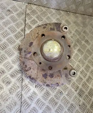 Iveco Daily 3rd gen Front wheel hub 812246