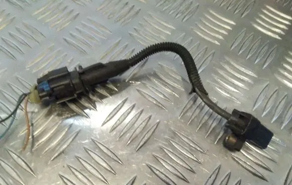 Opel Vectra C Crankshaft position sensor 55555806