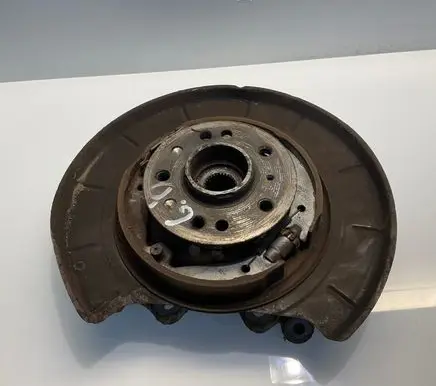 Mercedes-Benz ML W164 Rear wheel hub A1643501408 1643501408