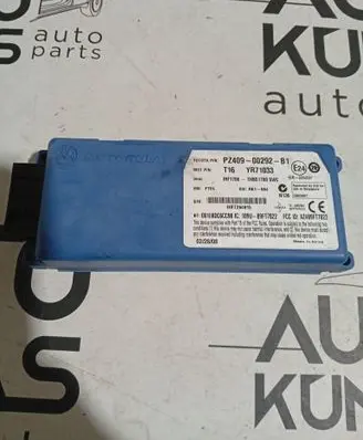 Toyota Corolla Verso AR10 Bluetooth control unit module PZ40900292B1 YR71033
