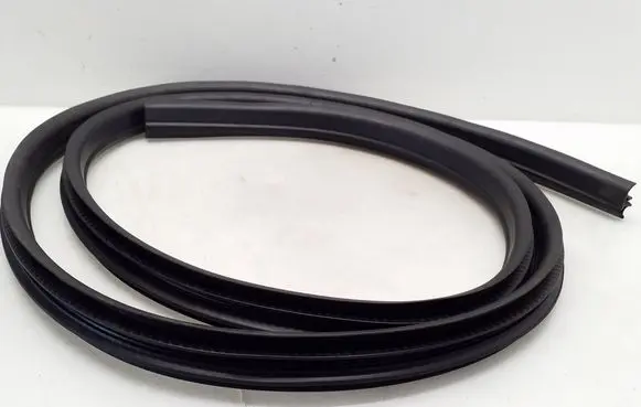 Ford C-MAX II Front door rubber seal D1M2A
