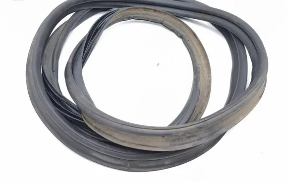 KIA Sportage Trunk rubber seal (body) 
