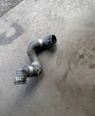Mercedes-Benz C W205 Engine coolant pipe/hose A2055016484