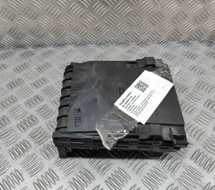 Volkswagen PASSAT B7 Fuse module 63595743 3C0937125A