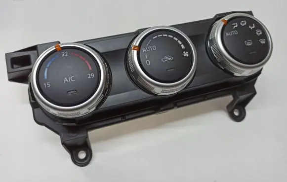 Mazda CX-3 Climate control unit 