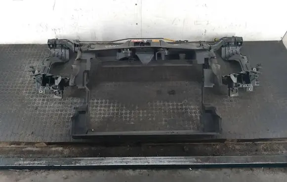 Mercedes-Benz A W169 Radiator support slam panel