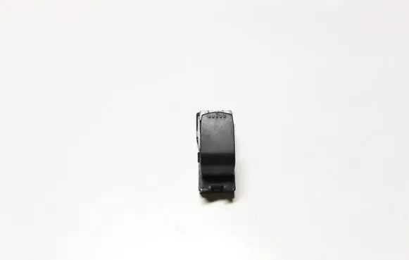 Suzuki Grand Vitara II Electric window control switch 62J00 1955T
