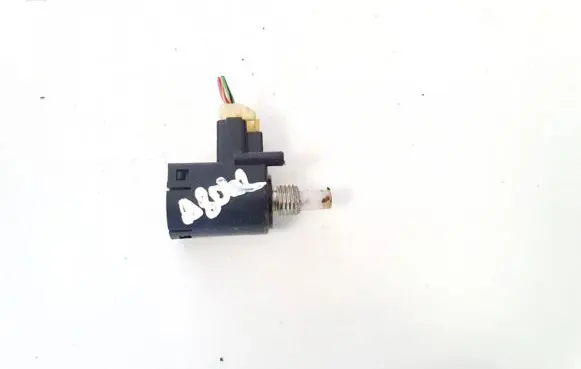 Toyota Avensis T250 Brake pedal sensor switch