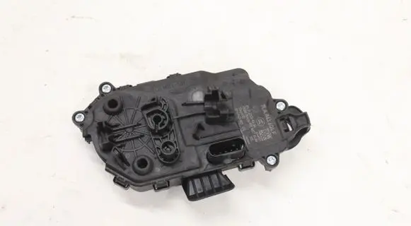 Volkswagen Transporter - Caravelle T6 Rear door lock 7LA843604F