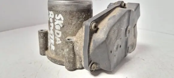 Skoda Roomster (5J) Throttle valve 03C133062C 2404070458 A2C53030936