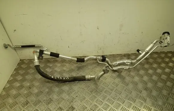 KIA Ceed Air conditioning (A/C) pipe/hose 97775J7500