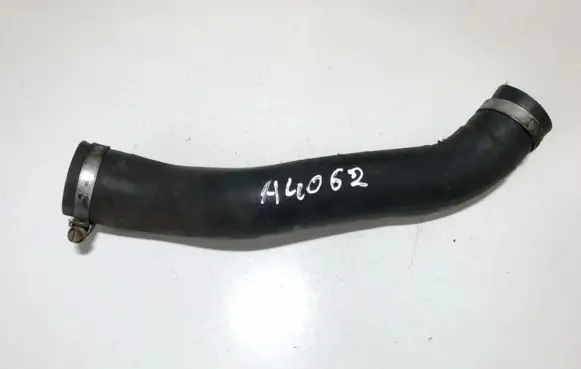 Volvo XC90 Engine coolant pipe/hose 30680914