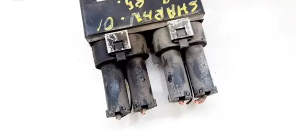 Volkswagen Sharan Coolant fan relay 701919506 899078000