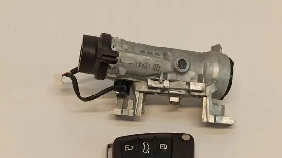Audi A3 S3 8V Ignition lock 1K0905651