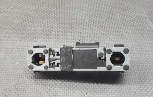 Renault Laguna II Tail light bulb cover holder
