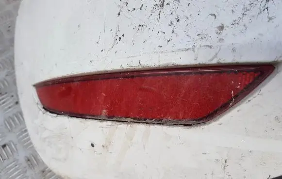 Rear tail light reflector