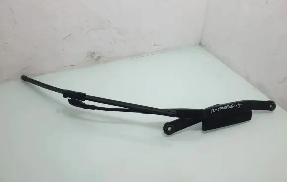 Volkswagen Touareg II Front wiper blade arm 3390580403