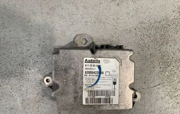 Renault Master III Airbag control unit/module 8200942209A