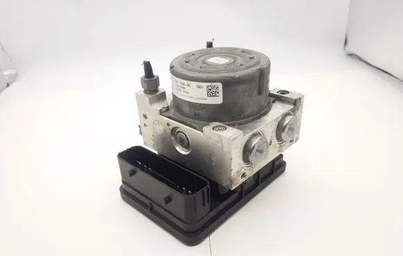Ford Fusion II ABS Pump DG9C2C405AH DG9C2C219AH