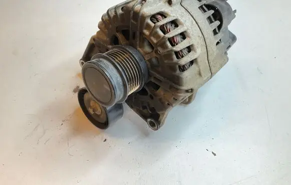 Mercedes-Benz E W238 Generator/alternator A0009066906 417118541 CG25S019