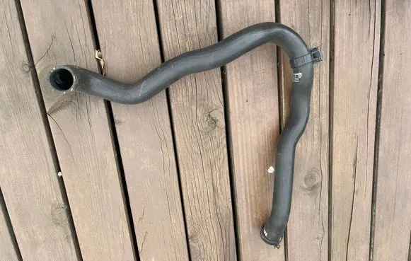 Mercedes-Benz GLA W156 X156 Air intake hose/pipe A2465010382