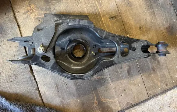 Toyota bZ4X Rear upper control arm/wishbone