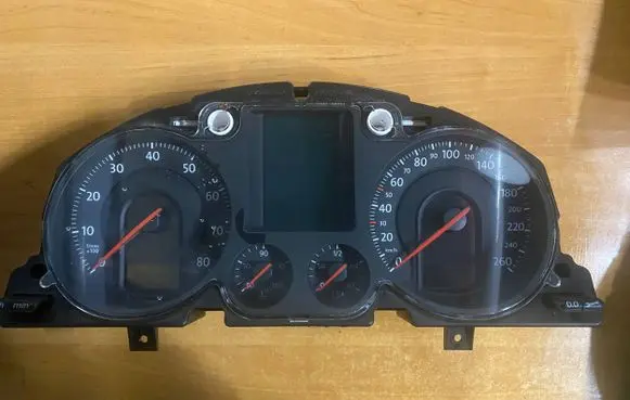 Volkswagen PASSAT B6 Speedometer (instrument cluster) 3C0920870T A2C53144888
