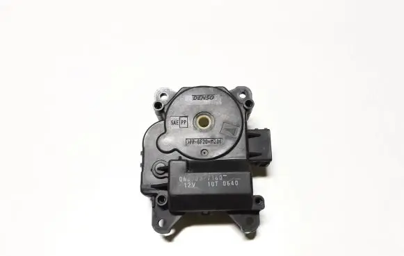 Suzuki Grand Vitara I Air flap motor/actuator 0637007160