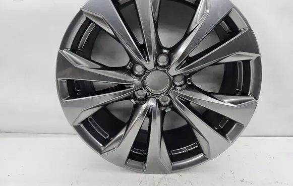 Lexus ES 300h (7th Gen) R18 alloy rim 