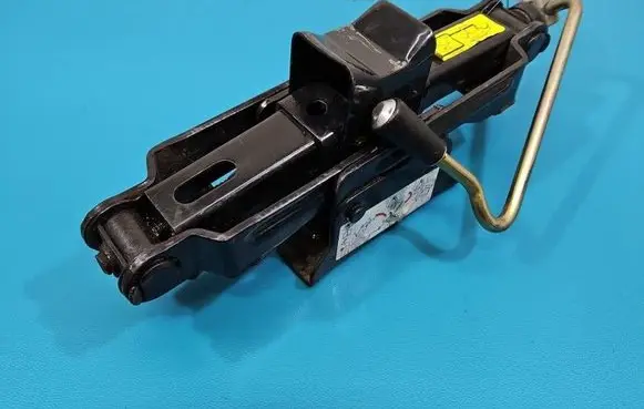 Alfa Romeo Giulietta Lift Jack IMPRK1569425