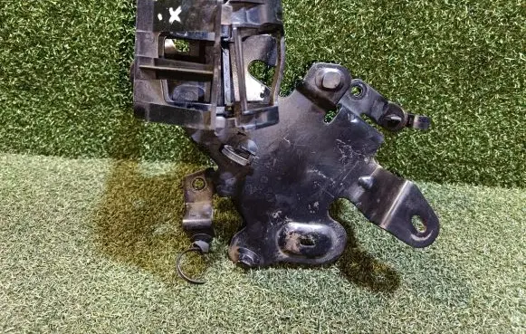 Renault Master III Other engine bay part 215141246R 110615JU0B