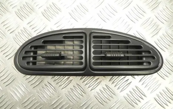 Chrysler Voyager Rear air vent grill AR00011 T5735
